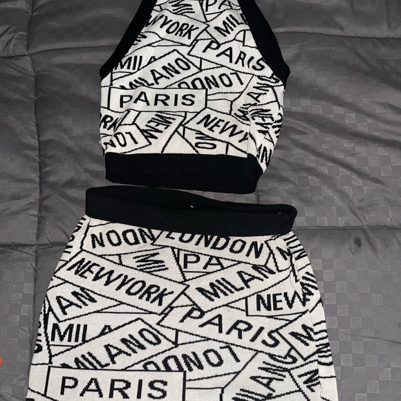 Tops - Women's White Graphic Mini Skirt And Crop Top Matching Set - Fashion Brand